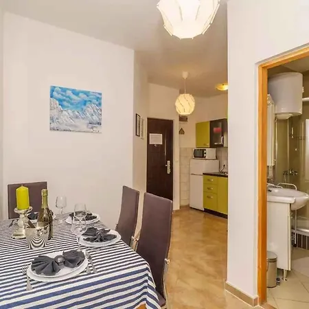 House And Apt. In 54577 Dramalj