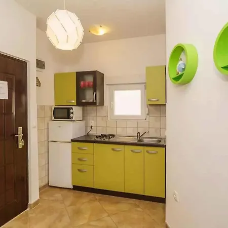 Apartman House And Apt. In 54577