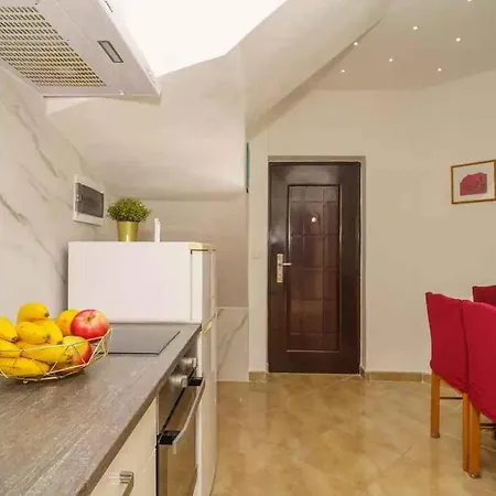 House And Apt. In 54577 Dramalj