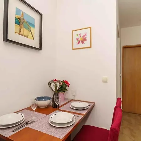 Apartman House And Apt. In 54577 Dramalj
