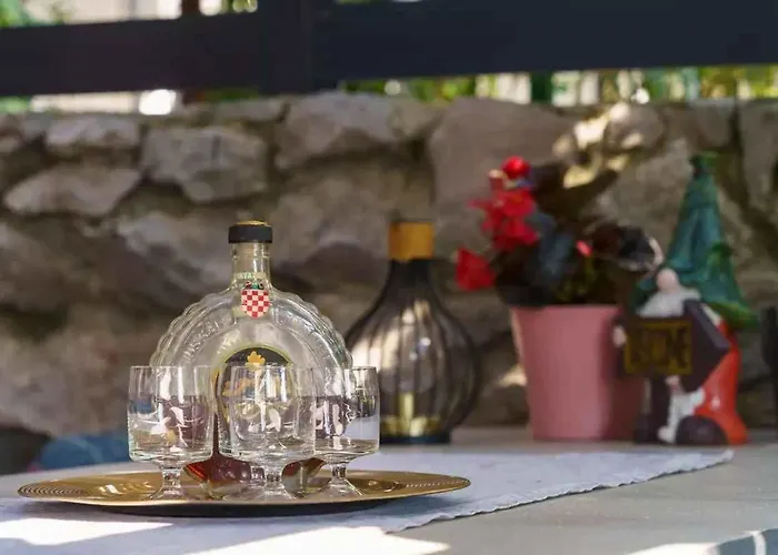 Lejlighed House And Apt. In 54577 *