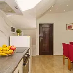 House And Apt. In 54577 Dramalj