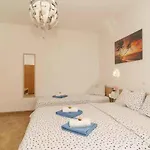 House And Apt. In 54577 Dramalj