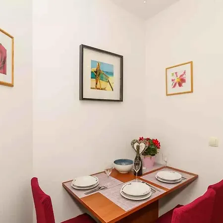 House And Apt. In 54577 드라말리